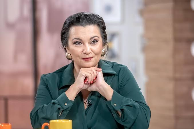 Новата водеща на "Преди обед" Оля Малинова призна за страшна диагноза -  Истории