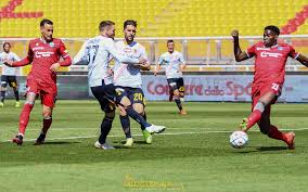 Caserta, dionisi e la mantia per il b magazine. Serie B Sara L Empoli L Arbitro Del Campionato Lecce La Vittoria Del Venezia E Una Buona Notizia L Analisi Della 33Âª Salentosport
