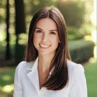 Elizabeth Hammes's Instagram, Twitter & Facebook