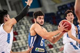 Kobe lorenzo forster paras (born september 19, 1997) is a filipino basketball player for the up fighting maroons of the university athletic association of the philippines (uaap). Fiba Kobe Paras Has No Issue With Playing Out Of Position For Gilas Abs Cbn News