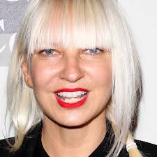 Sia Cegah Penarinya Jadi Korban Harvey Weinstein