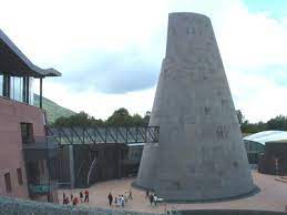 Saint ours l église de saint ours les roches. Vulcania Saint Ours 2002 Structurae