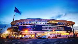 W ekstraklasie brazylijskiej zadebiutował dnia 22 lipca 2012 roku w przegranym 0:1 meczu u siebie z grêmio porto alegre, w którym w 70. Hd Wallpaper Gremio Porto Alegre Soccer Clubs Stadium Illuminated Architecture Wallpaper Flare