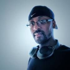 Clear Wallpapers: iPhone 15 Pro Edition 📱  https://basicappleguy.com/basicappleblog/clear-wallpapers