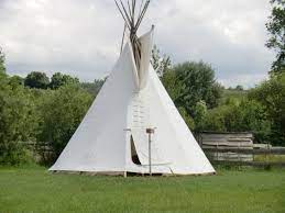 Comment Allumer Le Feu Dans Le Tipi (Essai) - Photo De Les Tipis Du Bonheur  De Vivre, Brulon - Tripadvisor