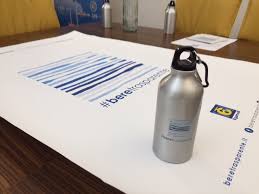 La campagna, invece, nel suo apparente staticismo offre tutto quello che in città non troviamo, parliamo di qualità del vivere. La Campagna Beretrasparente Per L Uso Consapevole Della Nostra Acqua