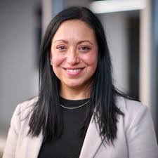 Natalie Collard's Instagram, Twitter & Facebook