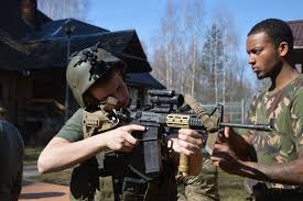 Although lukashenko himself previously hinted at this scenario like the author analyzed at the time, he clearly has no intentions of being replaced anymore, hence his gun stunt on sunday. Nauseda To Lukashenko On Us Troops Lithuania Doesn T Seek To Intimidate Neighbors En Delfi