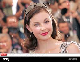 Director de serie hi-res stock photography and images