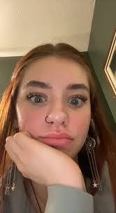 Alyssa Sines's Instagram, Twitter & Facebook