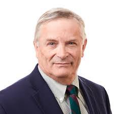 Howard Cabral's Instagram, Twitter & Facebook