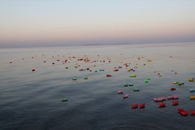 aylan bebek ve diğerleri ile ilgili görsel sonucu"