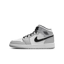Nike Air Jordan 1 Mid M Light Smoke Grey Black White Air Jordan 1 Mid Gs Light Smoke 554725 092 In 2020 Jordan Shoes Girls Nike Shoes Air Force Custom Nike Shoes