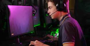 Whether you need to take calls or block out distracting noise, these headphones and headsets are ideal audio companions for working from home. Best Gaming Headsets 2019 Slurptech