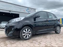 Achat et vente de voitures en tunisie sur afariat tayara. Kia Picanto Populaire Tayara