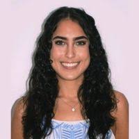 Elena Moya's Instagram, Twitter & Facebook