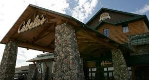We offer lakeside cabins each cabin has electricity, its own hot water tank, a deck with deck furniture, a propane barbecue, a picnic. Cabela S Plans New Marketing Strategies To Boost Declining Sales State Regional Kearneyhub Com