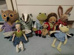 Ikea Stoffpuppen Stofftiere Hase Igel Dachs Uhu Frosch Maus Elfen 8 Stuck Ich Verkaufe Gut Erhaltene Stoffpuppen Von Ik Stofftier Hase Stofftiere Stoffpuppen