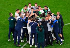 Christian eriksen, que se recupera del paro cardíaco que sufrió el 12 de junio en la eurocopa 2020, fue invitado a la final del domingo en londres. Resultados De La Eurocopa 2020 De Este Viernes 2 De Julio Futbol Deportes El Universo