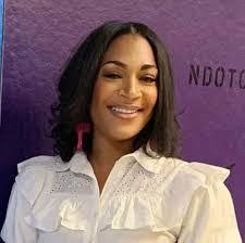 Ashley Lofton's Instagram, Twitter & Facebook