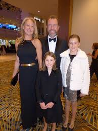 Social Scene: Puttin' on the Glitz
