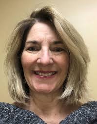 Elizabeth Witt's Instagram, Twitter & Facebook