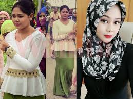 Roknya juga sangat pendek, hampir tak mampu menutupi pantatnya yang bulat itu. Dari Berat 65kg Jadi 39kg Wanita Ini Bongkar Rahsia Diet Paling Berkesan Mingguan Wanita