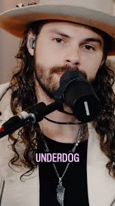 My Christmas present to you! ⚡️ After a whirlwind of a year