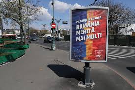 Textele şi imaginile aparţin autorului, excepţie făcând cazul unde este menţionată sursa. Fotoreportaj Printre Panouri Electorale Ofertele Din Inima BucureÈtiului Photoshop Èi Corturi Goale Libertatea