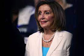 Bị thương khi đi công tác nước ngoài, bà Nancy Pelosi phải phẫu thuật thay khớp háng