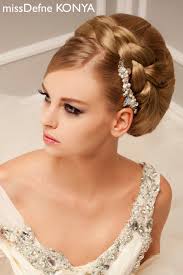 Gelinlik Missdefne Konya Size Ozel Dikim Tesettur Gelinlikler Gelinlik Sac Modeller Gelinlikbasi Nisanli Bridal Hair Buns Hair Designs Bridal Hair Tips