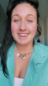 Marissa Workman's Instagram, Twitter & Facebook