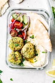 Quick Air Fryer Falafel Recipe With Canned Chickpeas Skinnytaste Recipe Air Fryer Recipes Healthy Falafel Recipe Falafel Recipe Canned