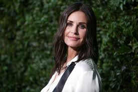 Courteney bass cox (previously cox arquette ; Courteney Cox S Net Worth And How Much She Still Makes From Friends