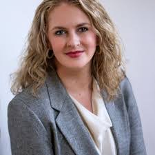 Alison Motta's Instagram, Twitter & Facebook