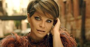 #alessandra amoroso #sul ciglio senza far rumore. Alessandra Amoroso Cambia Look E Stupisce Con La Sua Trasformazione