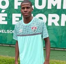 Fluminense e umbro apresentam novo uniforme tricolor. Tdzvnfsq5dtkym