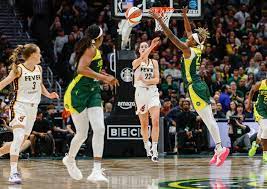 Photos: Caitlin Clark comes to Seattle as Indiana Fever takes on Storm |  The Seattle Times