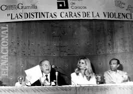 Con profundo pesar lamentamos informar la partida de nuestro profe, aristóbulo isturiz, combatiente de esta patria a la que dedicó su vida. El Dr Ramon Escovar Salom Acompanado De Irene Saez Conde Y Aristobulo Isturiz Caracas 17 10 1994 Juan Qujano Archivo El Nacion Photo Wall Photo Light Box