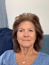 Makeup tips for mature skin and short hair