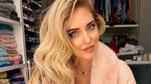 Chiara ferragni collection ha donato il 100% dei proventi relativi alla capsule collection oreo by chiara ferragni. Schwanger Bloggerin Chiara Ferragni Erwartet Ihr Zweites Baby
