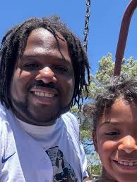 Deon Davis (@itsdeondavisagain) • Instagram photos and videos