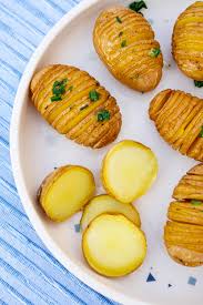 Der eintopf ist nicht nur lecker, er liefert auch eine große menge an wichtigen nährstoffen und mineralien. Facherkartoffeln Aus Dem Backofen Mit 3 Zutaten
