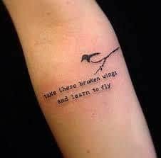 Black Bird Tattoo Meaning Black Bird Tattoo Meaning 5 Tatoeage Ideeen Tatoeage Inspiratie Betekenisvolle Tatoeages