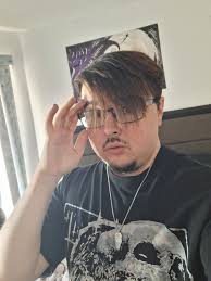 Looking for fellow Squid Game X players. I'm 31