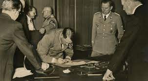 Book burning, may 10, 1933. Lemo Kapitel Ns Regime Aussenpolitik Munchner Abkommen 1938