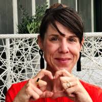 300+ profilů „Kazimir“