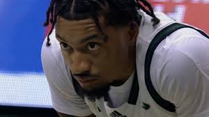 Bows guard McClanahan tabbed to All-Big West second team