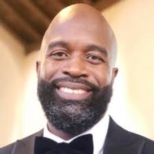 Dwight Weir's Instagram, Twitter & Facebook