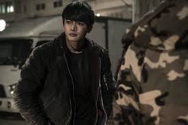 Choi Minho From His Upcoming Movie Derailed And Behind The Scene Shots Shinee Shinee Minho Choi Min Ho